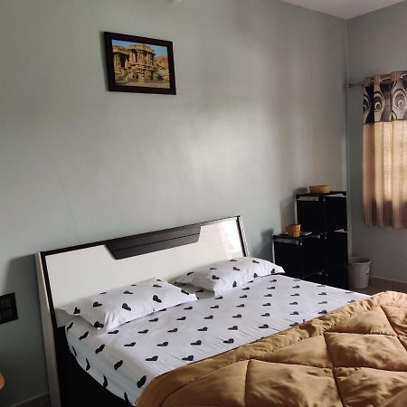 Lee Homestay Hampi Zewnętrze zdjęcie