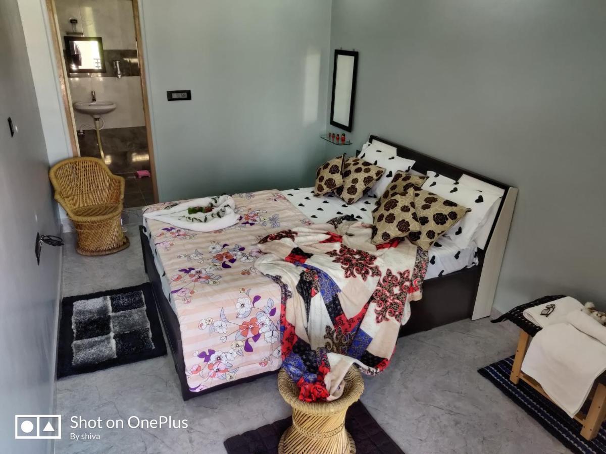 Lee Homestay Hampi Zewnętrze zdjęcie
