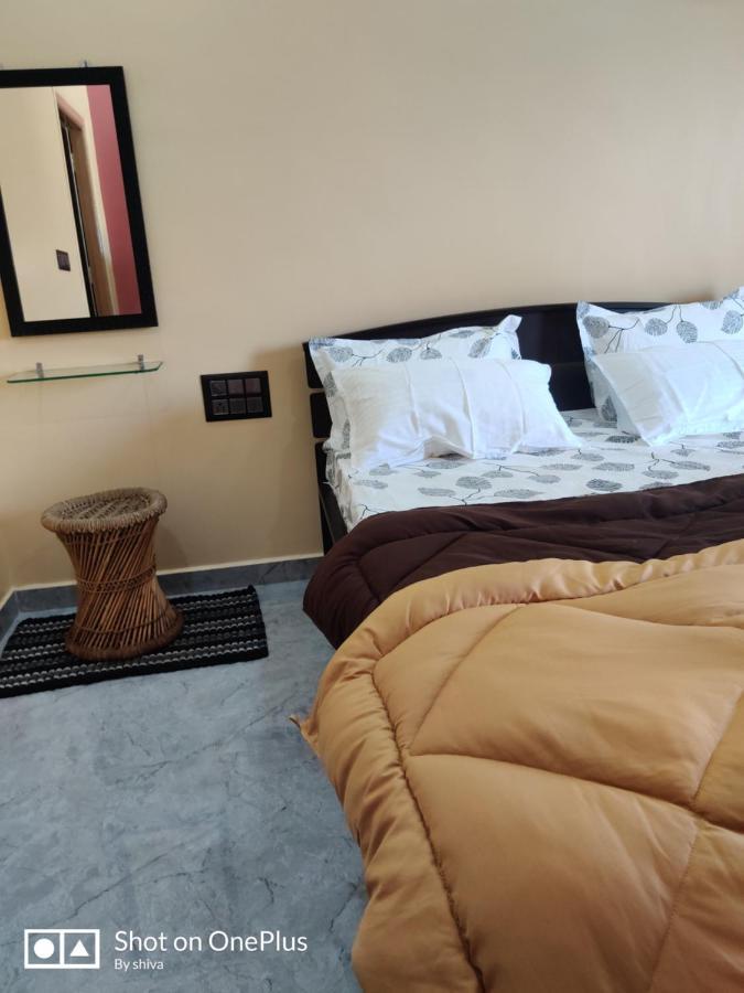 Lee Homestay Hampi Zewnętrze zdjęcie