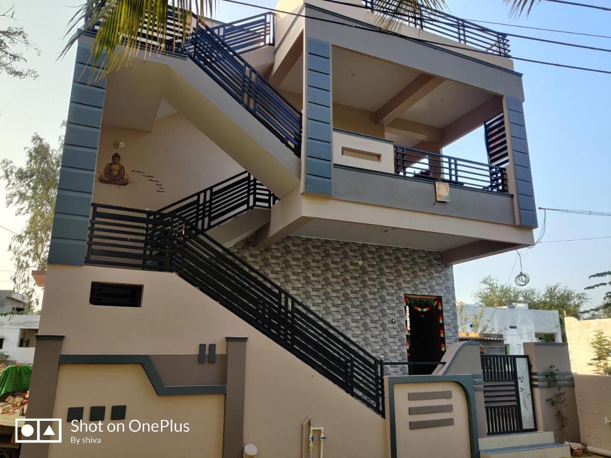 Lee Homestay Hampi Zewnętrze zdjęcie