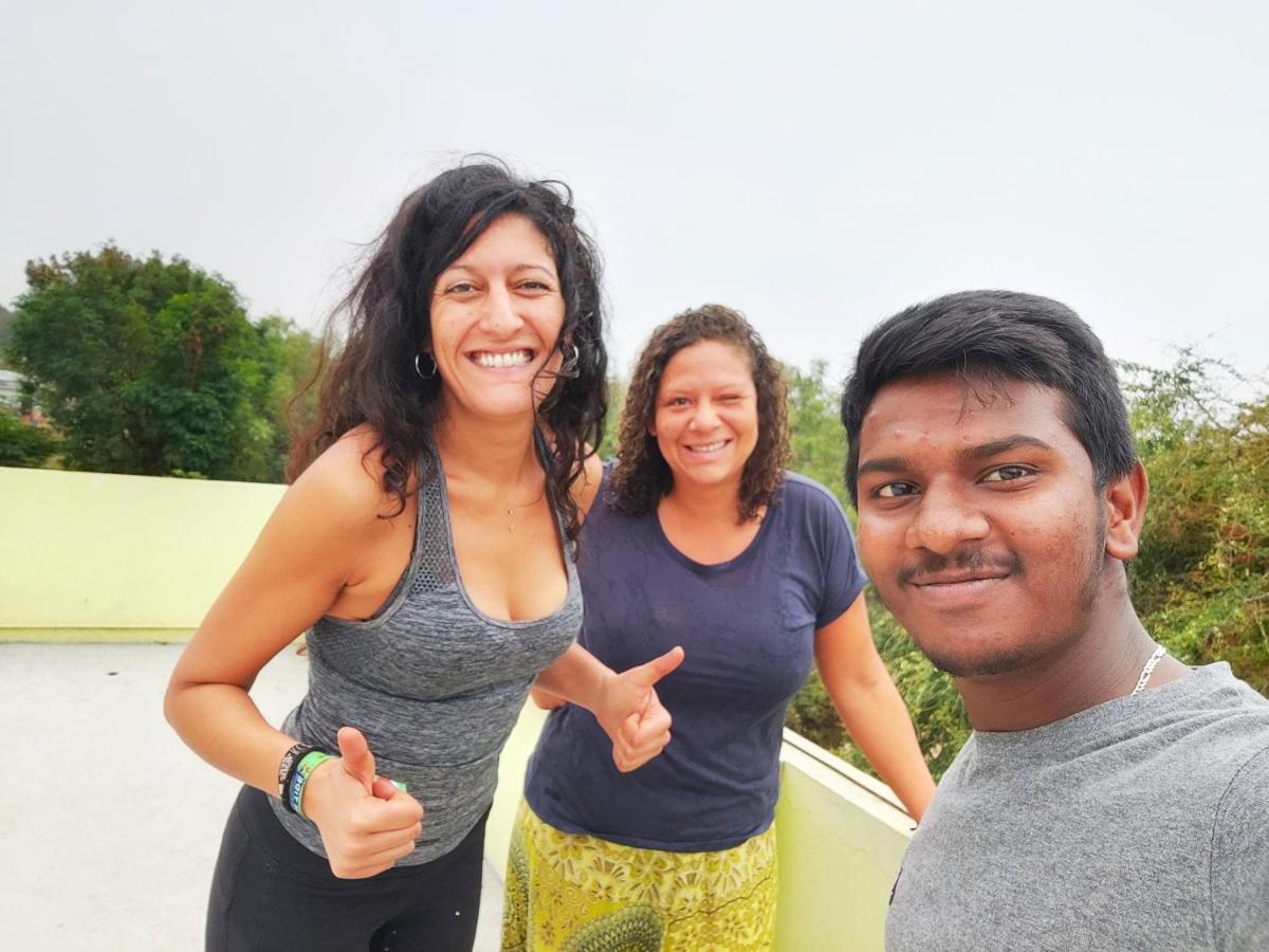 Lee Homestay Hampi Zewnętrze zdjęcie